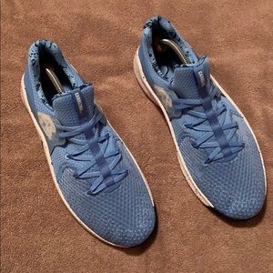 Nike Free Train 8 - UNC men’s size 12